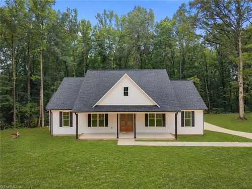 5055 Preacher Holmes Rd, Graham, NC, 27253-8155 | Card Image