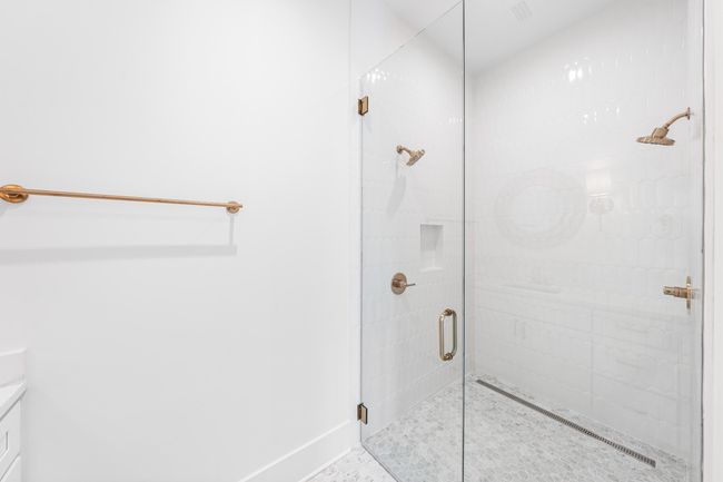394 Grand Pointe-40 | Image 30