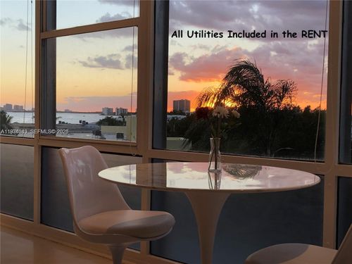 apt-315-900 Bay Dr, Miami Beach, FL, 33141-5653 | Card Image