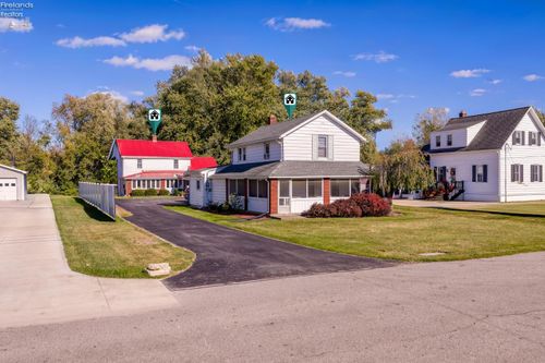 320 Berlin Rd, Huron, OH, 44839-1703 | Card Image