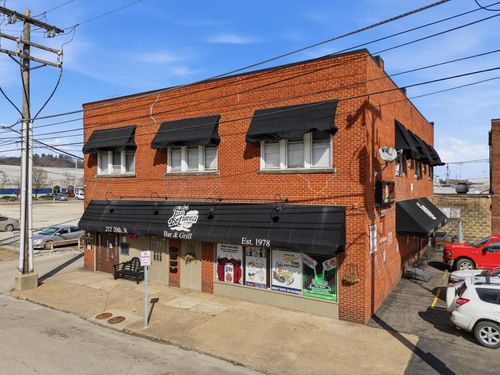 212 20th St, Huntington, WV, 25703-1103 | Card Image