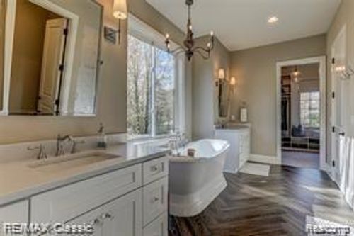 4321 Mccormick Dr, Linden, MI, 48451-8202 | Card Image