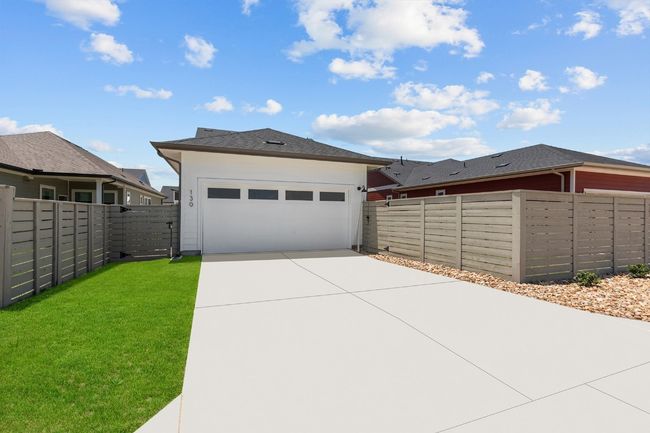 Back - Garage | Image 28