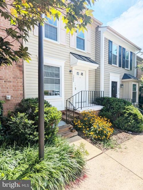 5002 9th St S, ARLINGTON, VA, 22204-6040 | Card Image