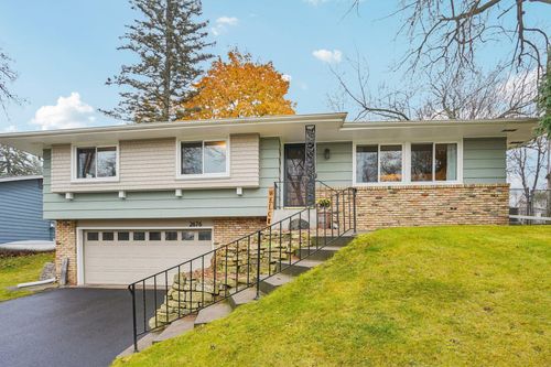 2676 Riviera Dr S, White Bear Lake, MN, 55110-4924 | Card Image