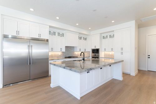 129-709 W Vista Sur Ln, St George, UT, 84790-2808 | Card Image