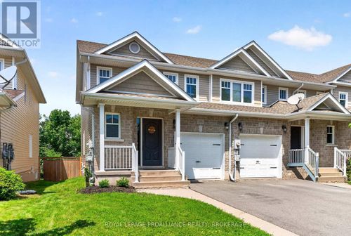 1571 Crimson Cres, Kingston, ON, K7P0J3 | Card Image