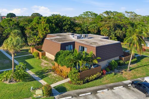 825-6061 Se Riverboat Drive, Stuart, FL, 34997 | Card Image