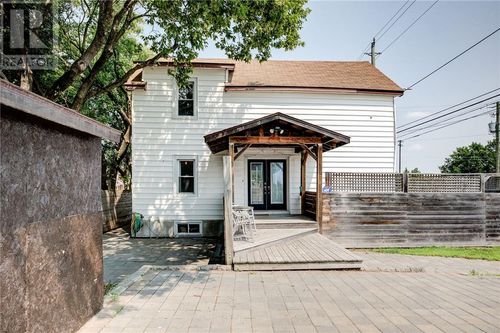 61 Regent St, Sudbury, ON, P3C4B9 | Card Image