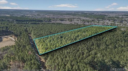 64 64 Granite Hall Dr, Boydton, VA, 23917 | Card Image