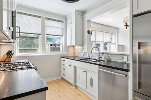 apt-10-56 Arundel St, Saint Paul, MN, 55102-2237 | Card Image