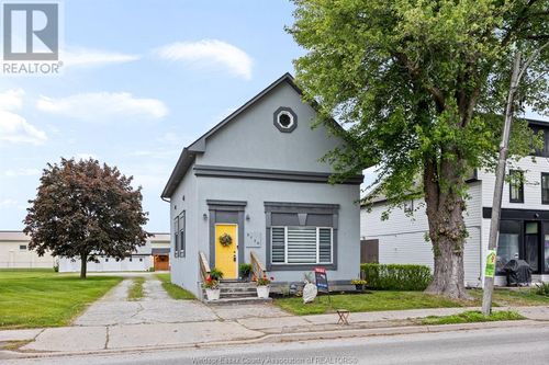 2736 County Rd 42, Saint Joachim, ON, N0R1S0 | Card Image