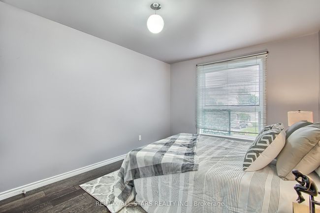 48 Archdekin Dr, House attached with 5 bedrooms, 3 bathrooms and 4 parking in Brampton ON | Image 24
