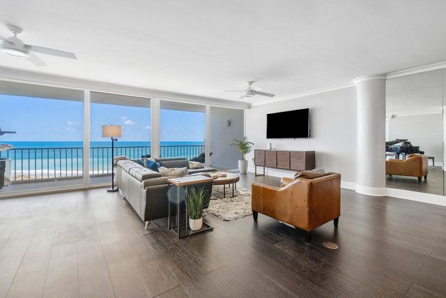 APT-317 - 2001 Se Sailfish Point Blvd, Condo with 2 bedrooms, 3 bathrooms and null parking in Stuart FL | Image 4