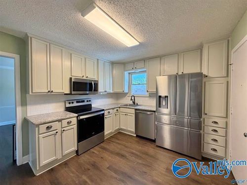 c-1208 Willowbrook Circle, Huntsville, AL, 35802 | Card Image