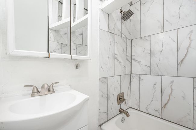 Bathroom off kitchen | Image 13