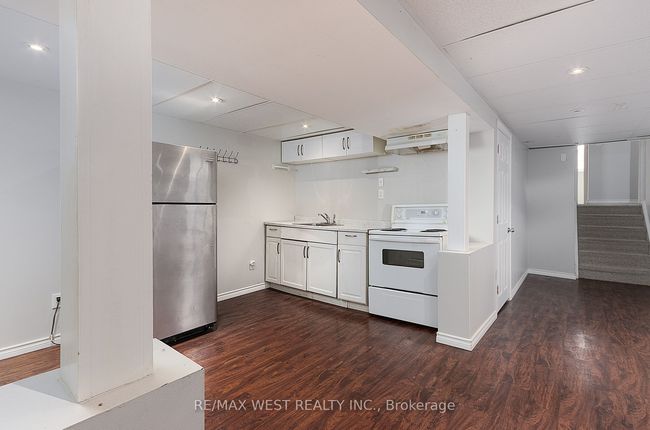 480 Sedan Cres, House attached with 4 bedrooms, 2 bathrooms and 3 parking in Oshawa ON | Image 21