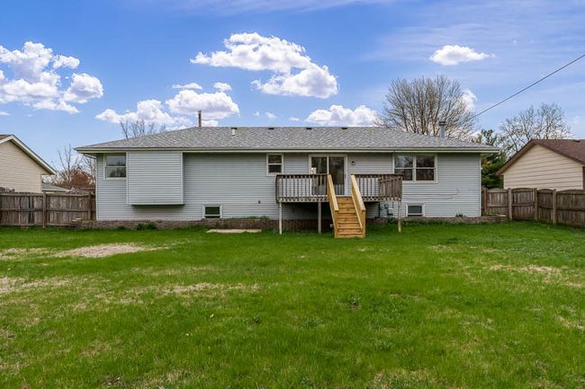8932 Polaris Dr, House other with 3 bedrooms, 2 bathrooms and 2 parking in Machesney Park IL | Image 4