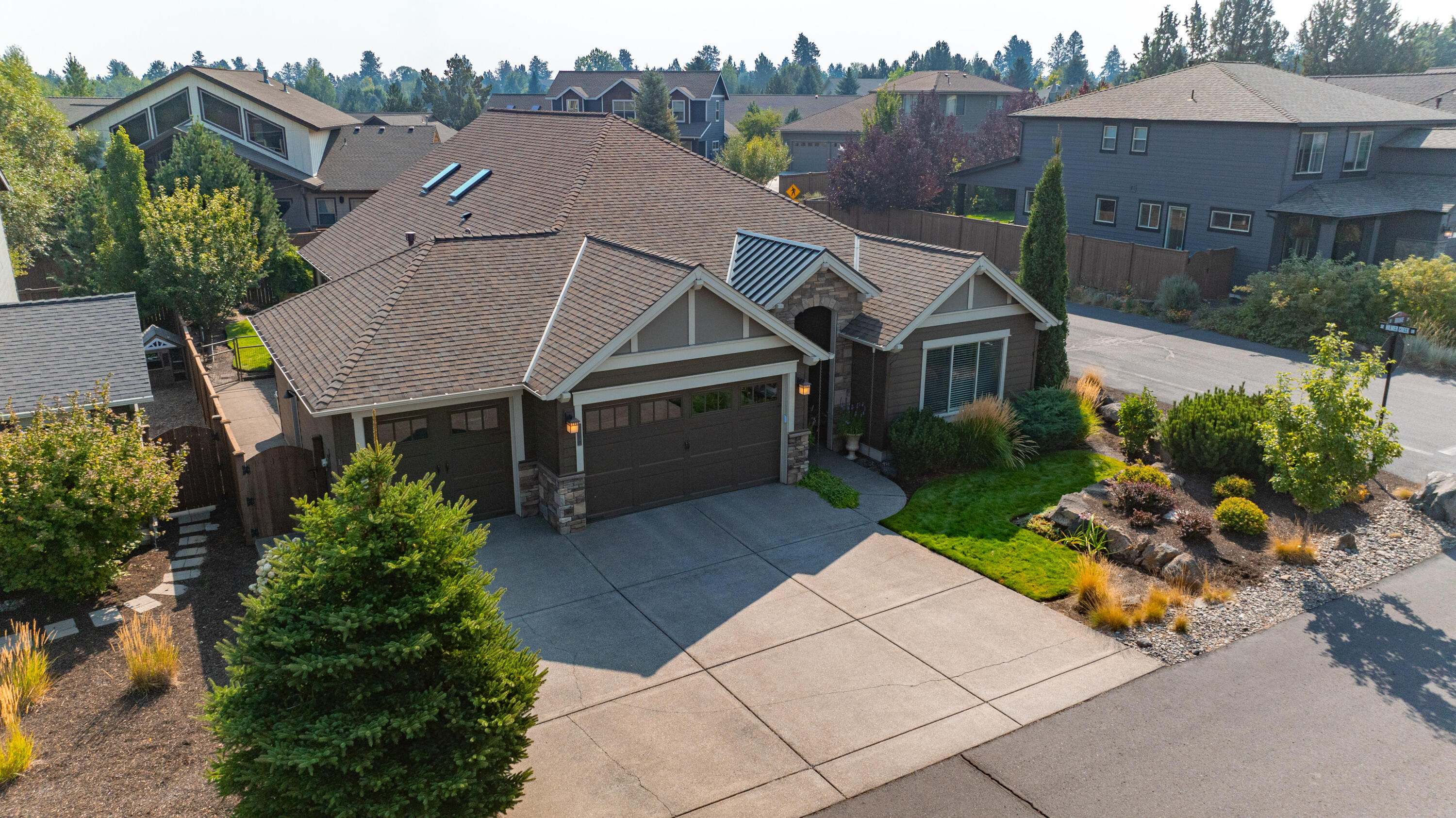 Manhae Loop, Bend, OR 97702