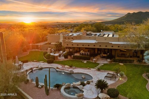 36045 N Willow Cross Dr, Cave Creek, AZ, 85331-9331 | Card Image