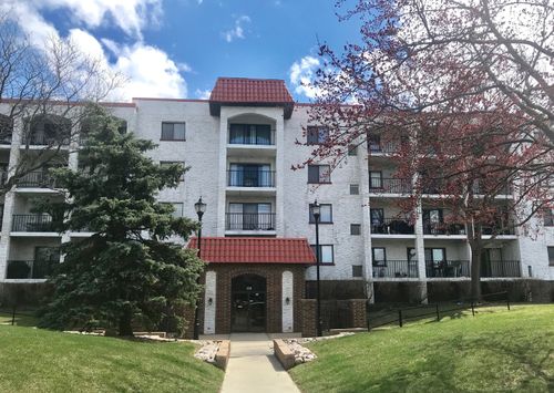 503-375 Plum Creek Dr, Wheeling, IL, 60090-6399 | Card Image