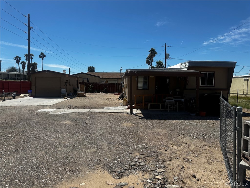 Primrose Ln, Bullhead City, AZ 86442