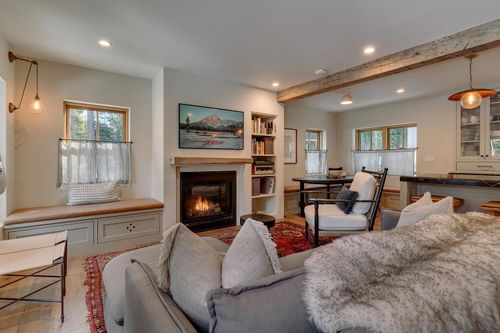 2045 W Lake Blvd, Tahoe City, CA, 96145-2304 | Card Image