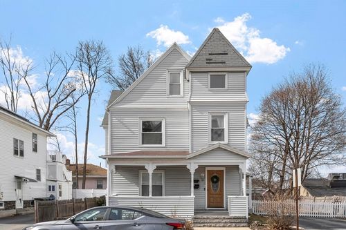 11 Pine St, Leominster, MA, 01453-3803 | Card Image