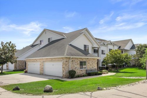 8-4226 Taylor Harbor W, Mount Pleasant, WI, 53403 | Card Image