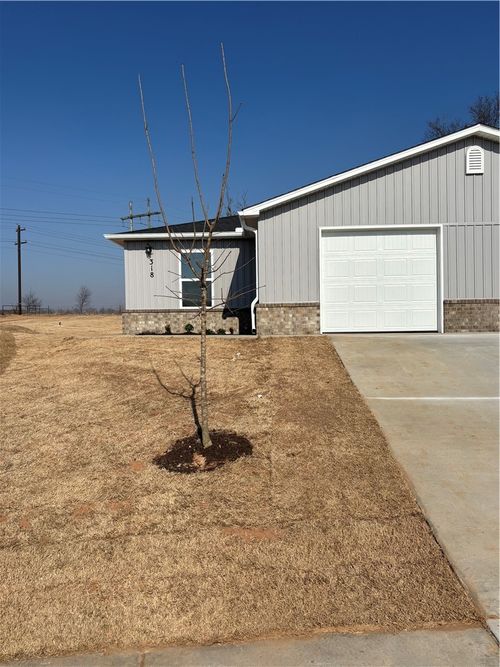 318 Nw 67th Ave, Bentonville, AR, 72713-2186 | Card Image