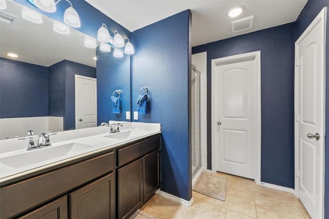 5206 Pointe Spring Xing, House other with 4 bedrooms, 3 bathrooms and 2 parking in Spring TX | Image 13
