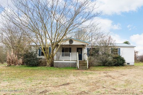 740 Old Chinquapin Rd, Beulaville, NC, 28518-6520 | Card Image