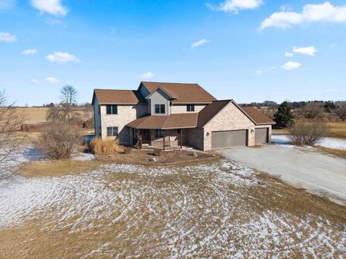 N2729 Lakeshore Road, West Kewaunee, WI, 54216 | Card Image