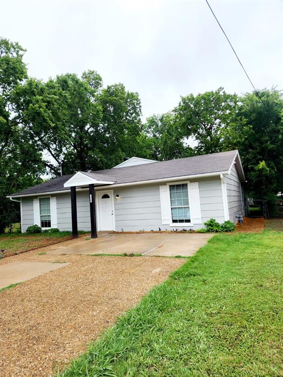 5th Ave, Corsicana, TX 75110