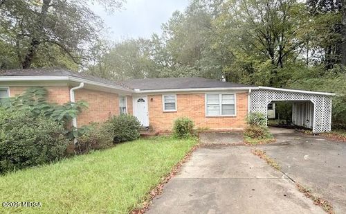 1159 Wesleyan Dr, Macon, GA, 31210-2211 | Card Image