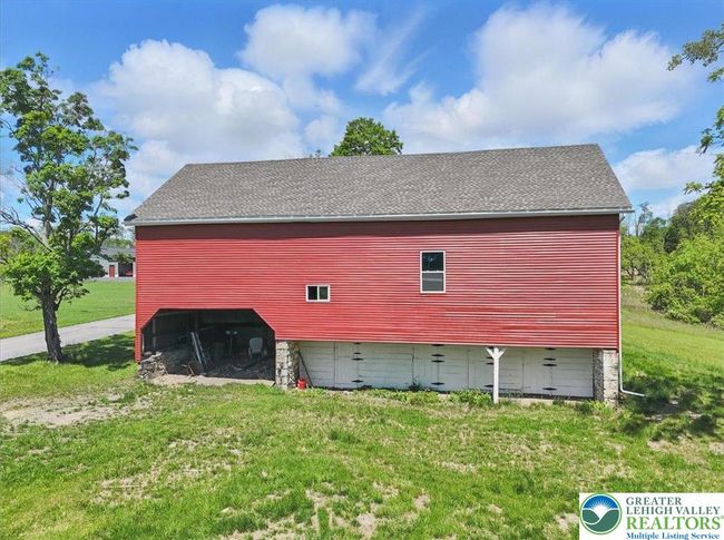 Bank barn | Image 50