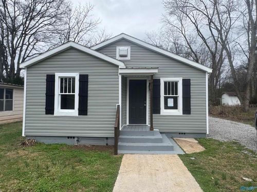 2614 Huntsville St Nw, Huntsville, AL, 35811-1715 | Card Image