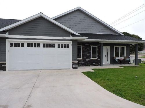 1-706 E Water Street, Decorah, IA, 52101 | Card Image