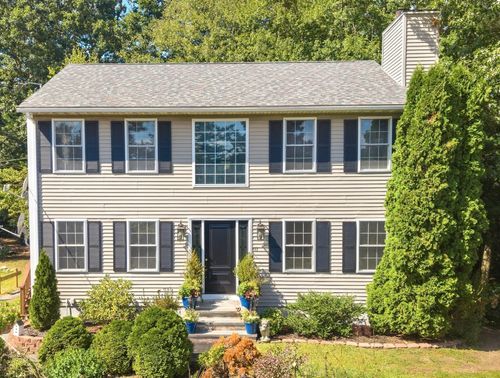 777 New Plainville Rd, New Bedford, MA, 02745 | Card Image