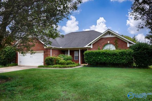 100 Twelve Oaks Dr, Madison, AL, 35758-6830 | Card Image