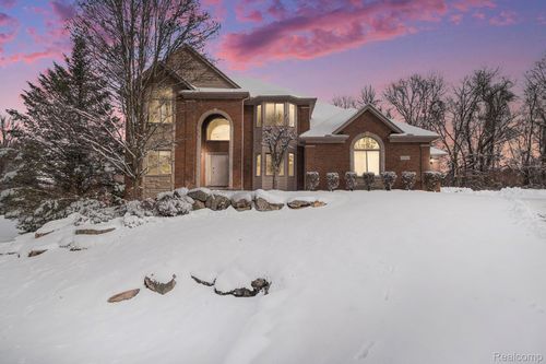 2298 Meadow Ct, Addison Township, MI, 48367-3434 | Card Image