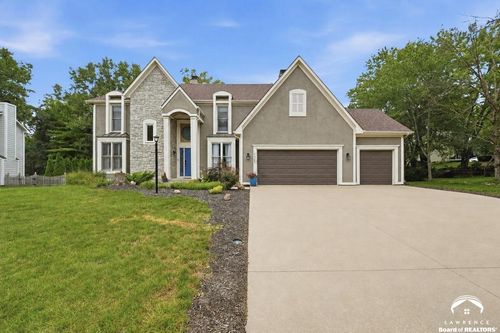 1325 Inverness Dr, Lawrence, KS, 66049-3817 | Card Image