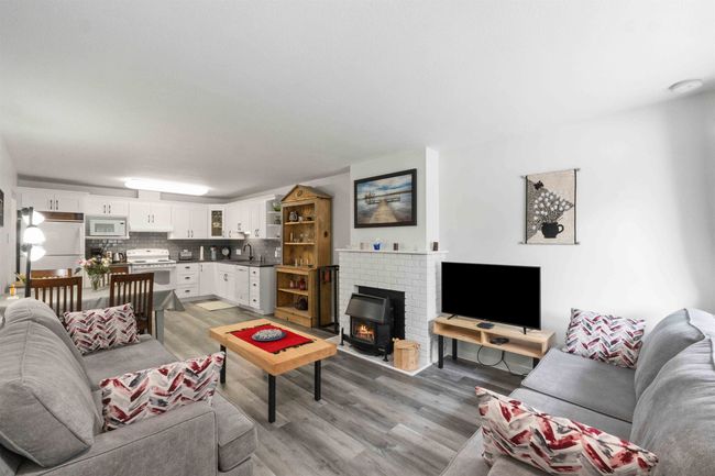 18 - 18960 Advent Rd, Townhouse with 2 bedrooms, 2 bathrooms and 2 parking in Pitt Meadows BC | Image 16