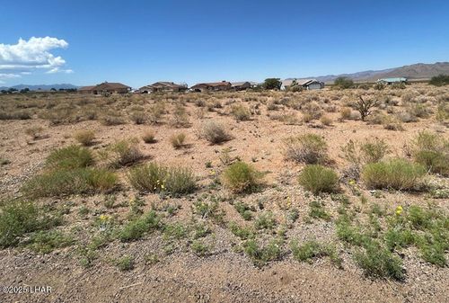 6915 E Rio Verde Dr, Kingman, AZ, 86401-9160 | Card Image