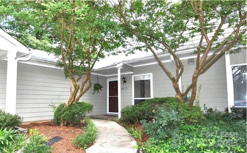 1077 Sardis Cove Dr, Charlotte, NC, 28270-2192 | Card Image