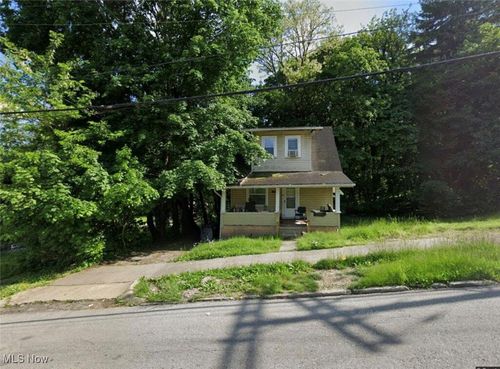702 W Thornton St, Akron, OH, 44307-1603 | Card Image