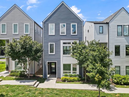 225 Sterling Point Cir, Nashville, TN, 37209-2668 | Card Image