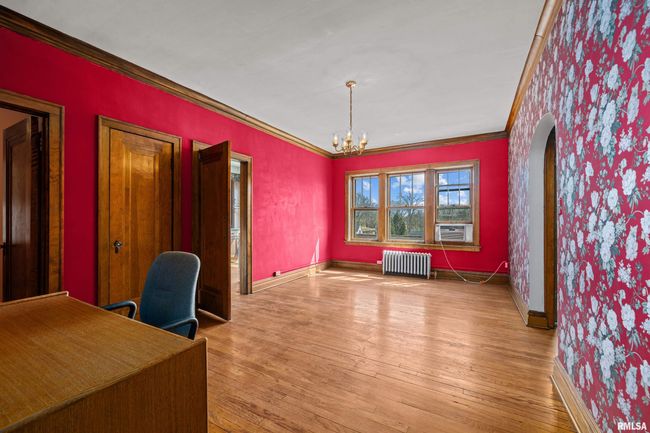 APT-18 - 1626 18 Th Ave, Condo with 2 bedrooms, 1 bathrooms and null parking in Rock Island IL | Image 7