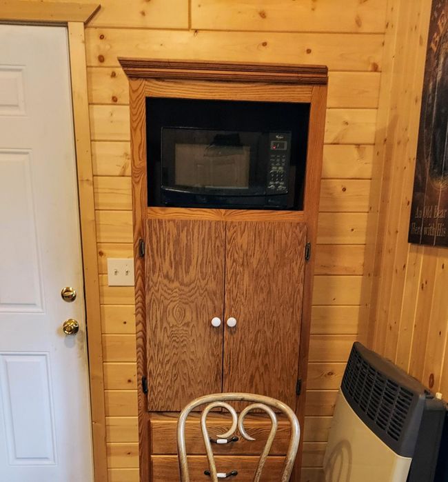 Microwave, storage cabinet | Image 10