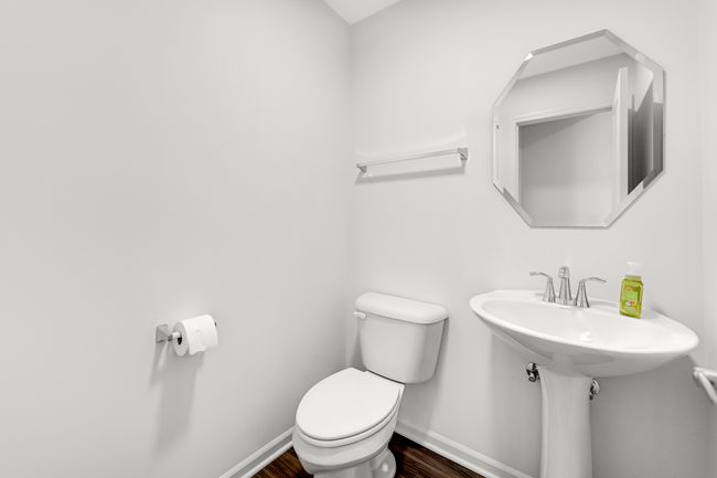 2026 Stuttle Rd, Townhouse with 2 bedrooms, 3 bathrooms and 4 parking in Batavia IL | Image 12